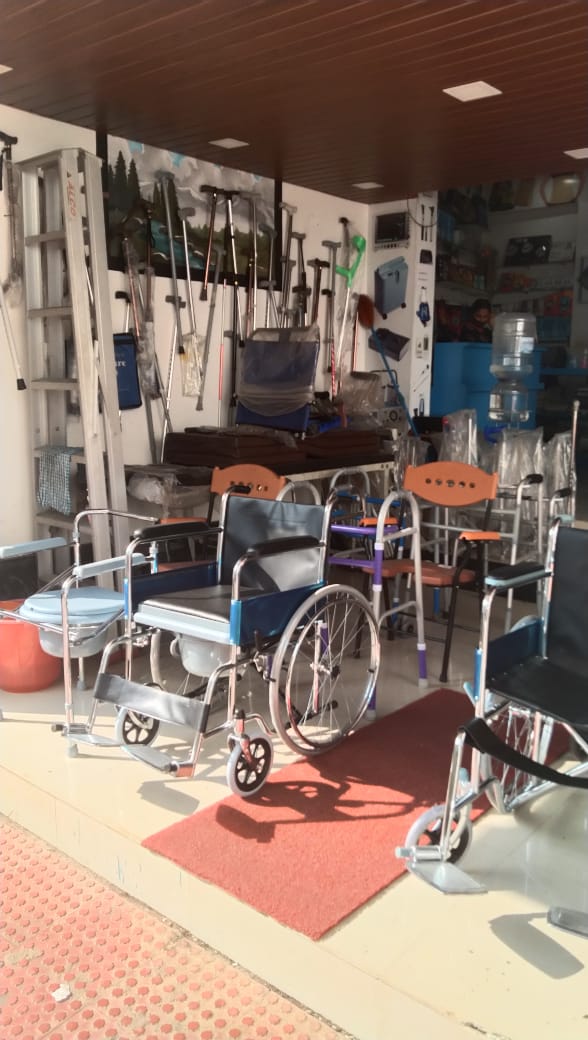 DADSON SURGICALS NILAMBUR